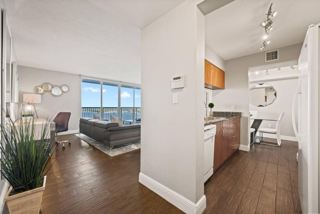 Ocean View 35Th Floor, In The Heart Of Miami Exterior foto