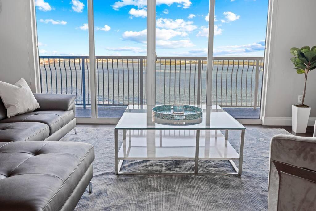 Ocean View 35Th Floor, In The Heart Of Miami Exterior foto